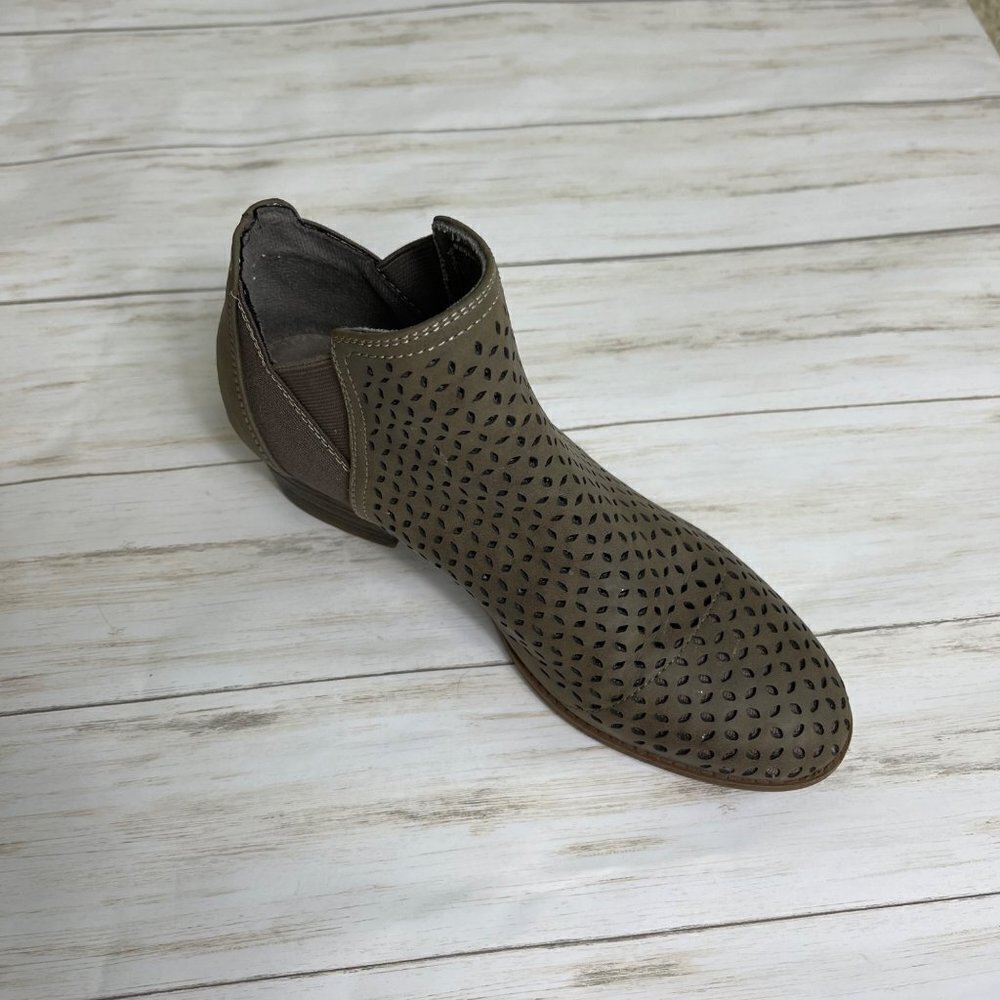 SEYCHELLES Perforated Brown Ankle Boots Size 7 - Picture 5 of 11